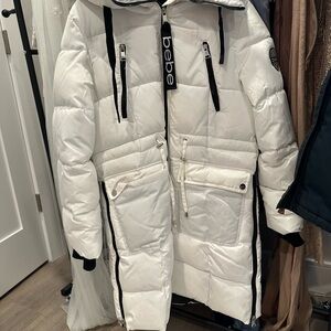 Bebe White Quilted Women's Coat